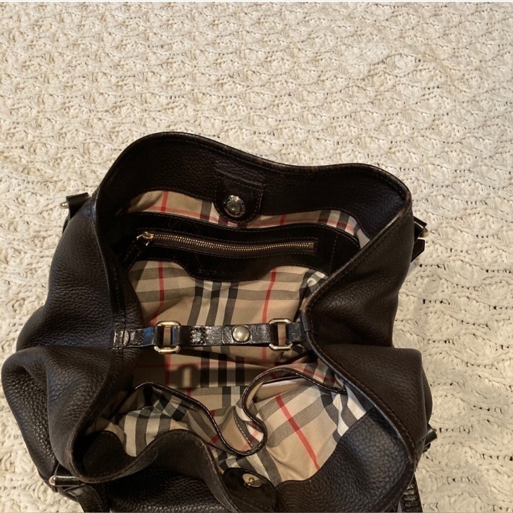 BURBERRY Brown Grained Leather Canterbury w/ House Check Bag - Picture 3 of 17